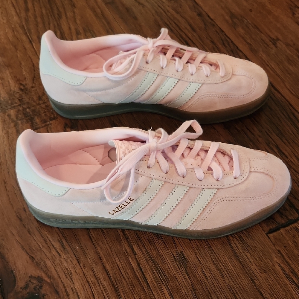 Adidas Gazelle Women's Light Pink Sneakers - Picture 3 of 7
